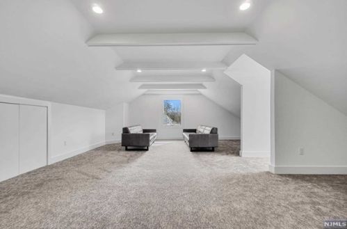 206 County Rd, Demarest NJ  07627-2202 exterior