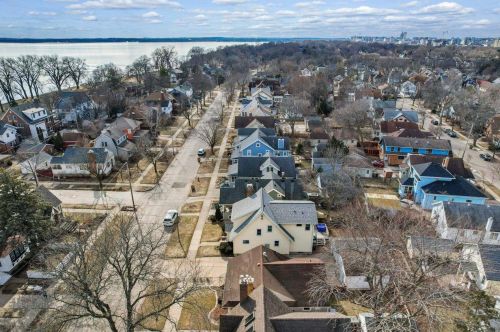 1858 Rutledge St, Madison WI  53704-5543 exterior