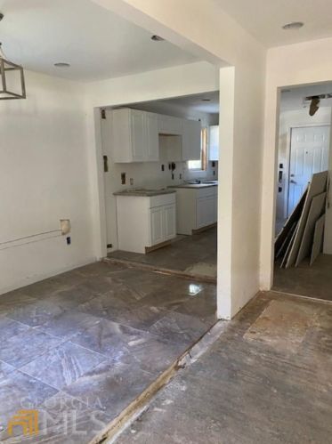 2146 Castlewood St, Atlanta GA 30344-1003 exterior