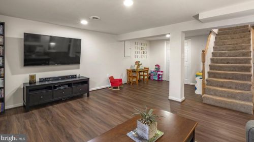 13008 Evanston St, Rockville MD 20853-3027 exterior