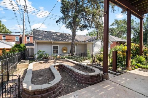 3807 Utah Pl, Saint Louis MO 63116-4832 exterior