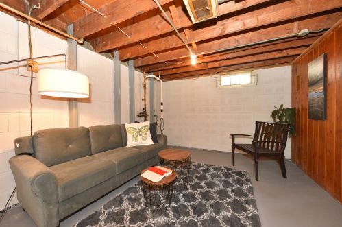 1204 95th St, Milwaukee WI  53214-2726 exterior