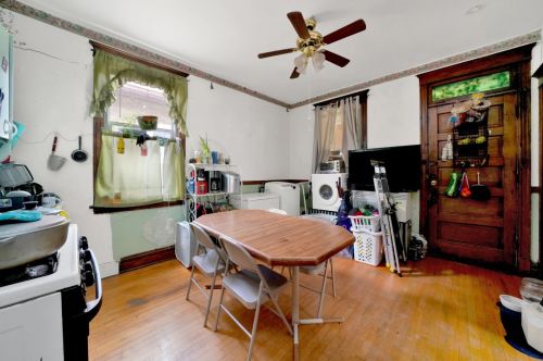 2252 Lawndale Ave, Chicago IL 60629-4345 exterior