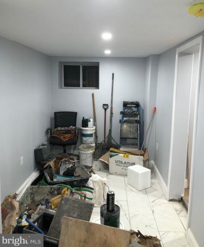 6442 Limekiln Pike, Philadelphia PA 19138-3103 exterior