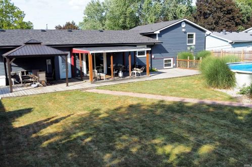 2609 Hampton Rd, Mishawaka IN 46544-6133 exterior