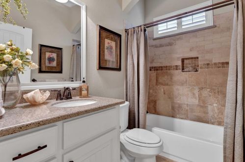 8702 Malardcrest Dr, Humble TX 77346-8106 exterior