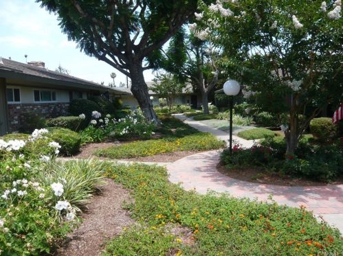 13902 Yorba St, Tustin CA  92780-1840 exterior