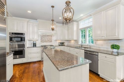 209 Lafayette Ave, Chatham Township NJ 07928-1864 exterior