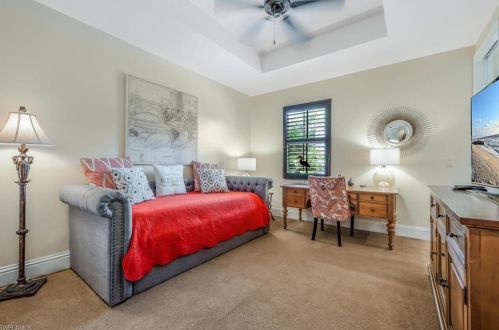 7996 Cordoba Pl, Naples FL 34113-8747 exterior