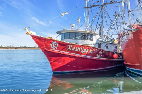 204 Channel Dr, Point Pleasant Beach NJ 08742-2619 exterior