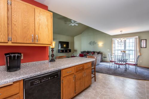 1734 22 St, Milwaukee WI 53215-4407 exterior