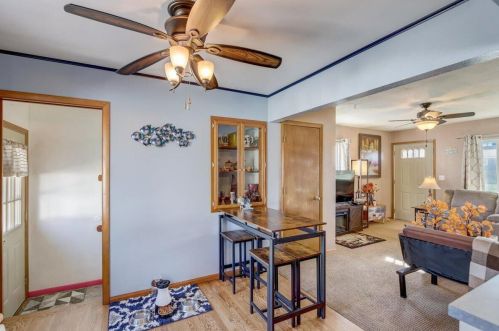 4922 Lynndale Ave, Milwaukee WI 53220-2069 exterior