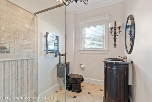 317 Allen Ave, Red Bank NJ 07711 exterior