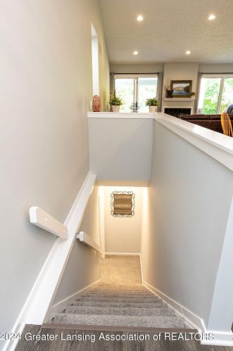 2430 Burcham Dr, East Lansing MI 48823-7246 exterior