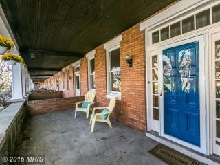 4224 Falls Rd, Baltimore MD  21211-1601 exterior