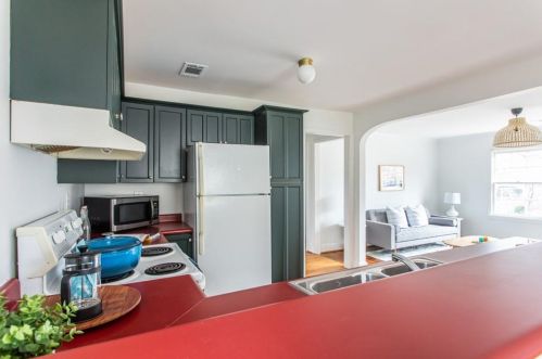 31 Montgomery St, Atlanta GA 30307-2843 exterior