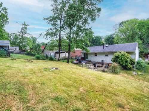 628 Carnival Dr, Pittsburgh PA  15239-2629 exterior