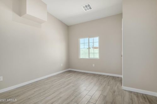 5006 35th Dr, Phoenix AZ  85041-2622 exterior