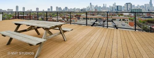 1872 Clybourn Ave, Chicago IL 60614-4964 exterior