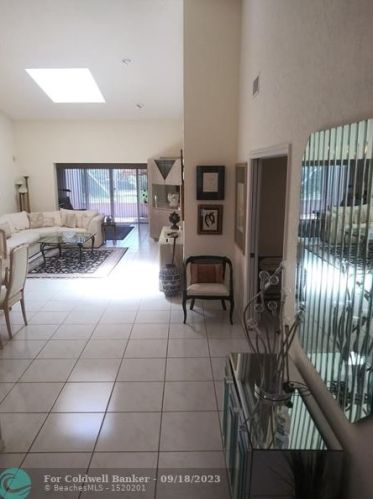 7572 Is Breeze Ter, Boynton Beach FL 33437-5403 exterior