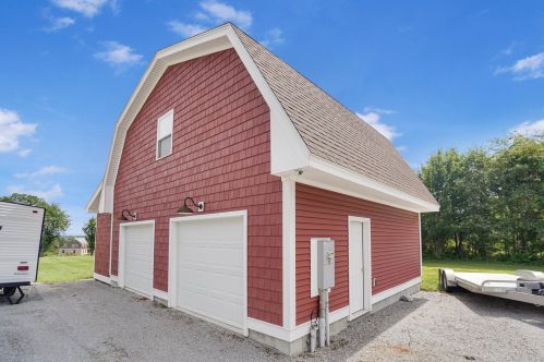 1038 Allen Rd, Concord NH 03304-5400 exterior