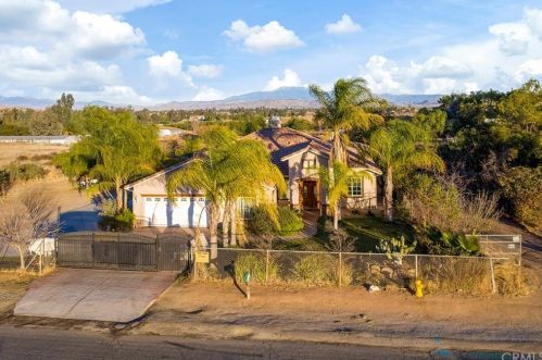 24660 Spg St, Perris CA 92570-8273 exterior