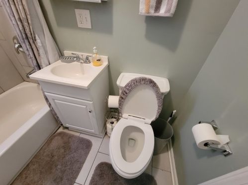 5632 Wabash Ave, Chicago IL 60628-3531 exterior