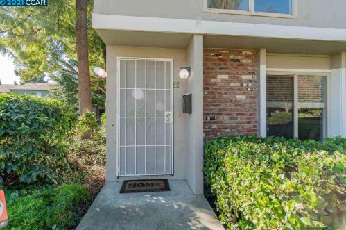 3315 Northwood Dr, Concord CA 94520-4522 exterior