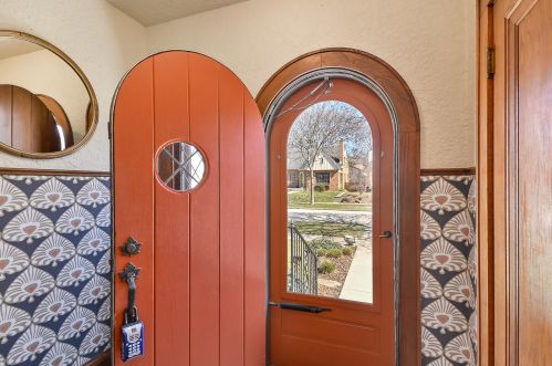 2609 67, Milwaukee WI 53213-1444 exterior