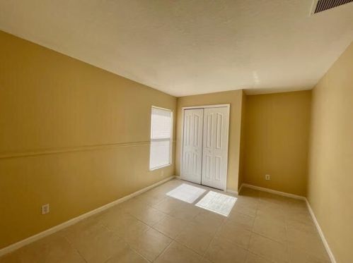 1680 Bascom Ave, Fort Pierce FL 34953-1170 exterior