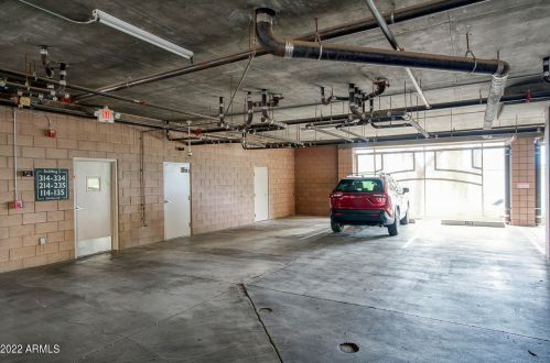 9820 Central Ave, Phoenix AZ  85020-1032 exterior