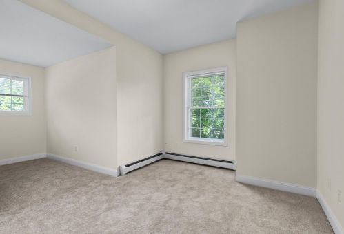 19 Violette Ln, Seabrook NH 03874-4557 exterior