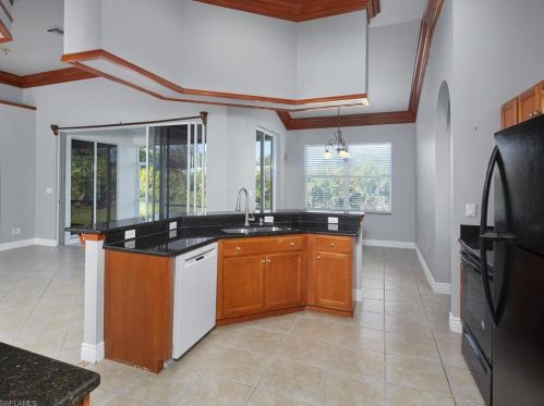 18307 Royal Hammock Blvd, Naples FL 34114-8910 exterior