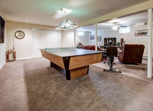 57 Brimstone Hl Rd, Middletown NY 10941-3349 exterior