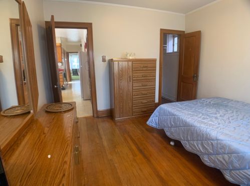 4413 Fairfield Ave, Chicago IL 60625-2720 exterior