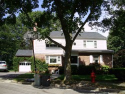 23 Cappy Cir, Newton, MA 02465-1204