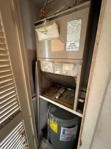 200 Forest Lakes Blvd, Naples FL 34105-2351 exterior