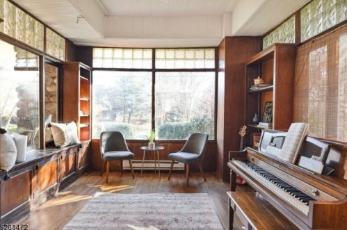 180 Christopher St, Montclair NJ 07042-4206 exterior