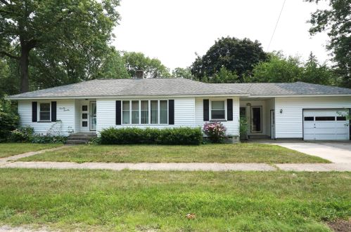 2181 Marvin Ave, Meskegon, MI 49442-2570