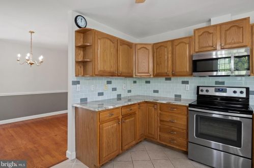 2162 Smoky Rd, Huntingtown MD 20639-8617 exterior