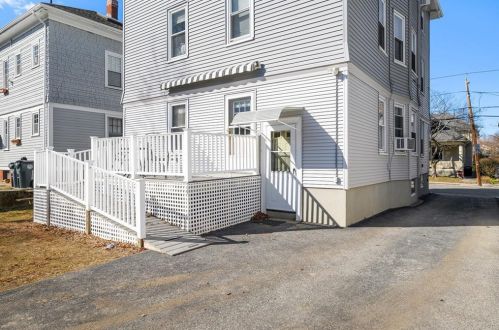 193 10 St, Providence RI 02906-2922 exterior