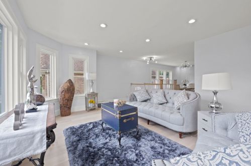 10452 Campbell Ave, Chicago IL  60655-1019 exterior