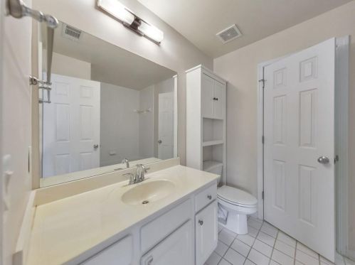 2156 Briarwood Blf, Atlanta GA 30319-4092 exterior