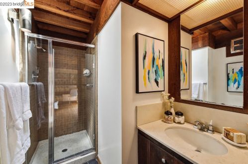 140 Avenida Dr, Berkeley CA 94708-2145 exterior