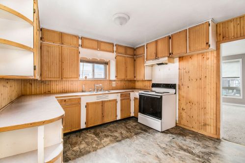 234 4 Ave, Three Rivers MI 49093-1508 exterior