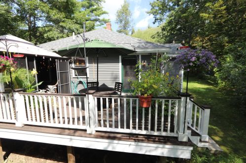 1130 Franklin Pierce Hwy, Barrington NH 03825-7329 exterior