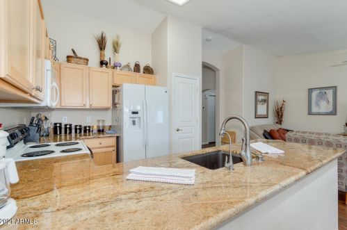 1433 Waterview Pl, Chandler AZ 85249-4852 exterior