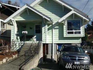 3630 Densmore Ave, Seattle WA  98103-8234 exterior
