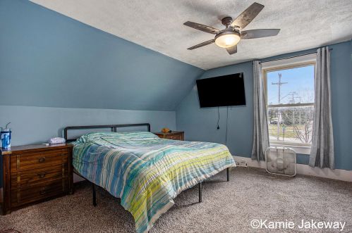 516 Front St, Belding MI  48809-1931 exterior