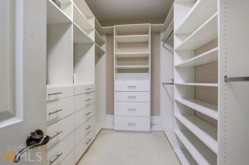 235 Lake Summit Vw, Atlanta GA  30342-1979 exterior